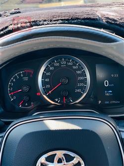 تۆیۆتا کۆرۆلا